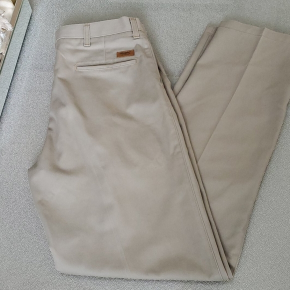 wrangler riata slacks